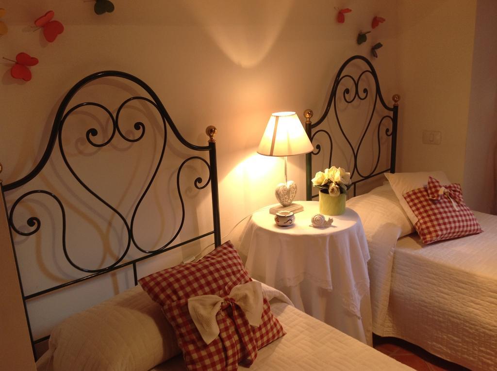 Appartamento Michelangeli-Private Parking Orvieto Cameră foto